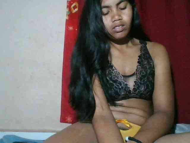 Keziah34 webcam