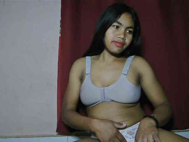 Keziah34 webcam