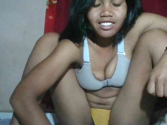 Keziah34 webcam