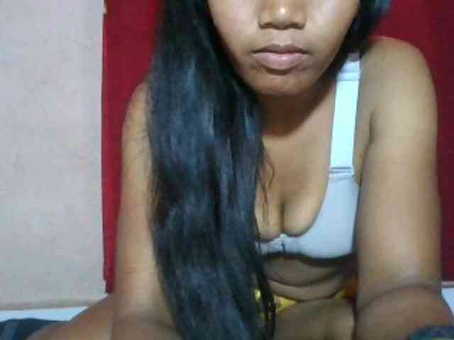 Keziah34 webcam