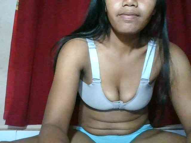 Keziah34 webcam