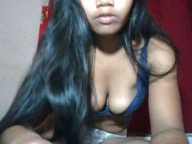 Keziah34 webcam