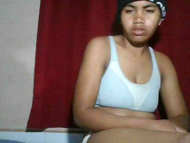 Keziah34 webcam
