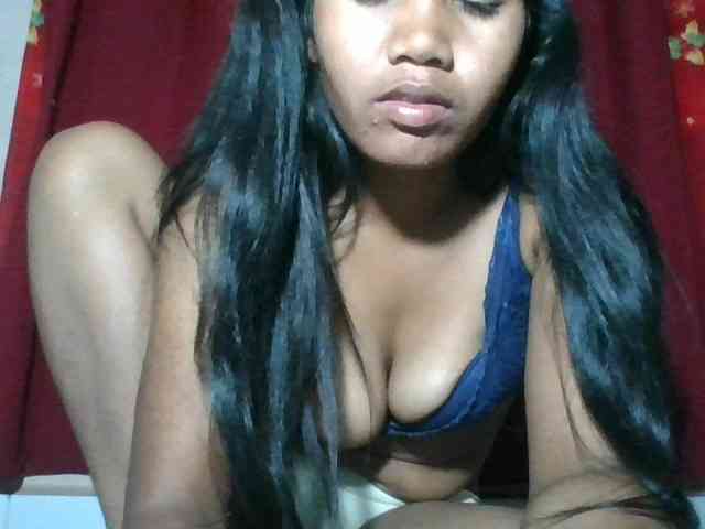 Keziah34 webcam