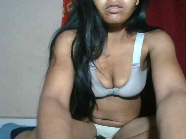 Keziah34 webcam