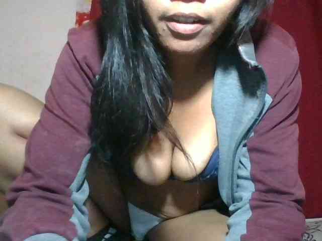 Keziah34 webcam