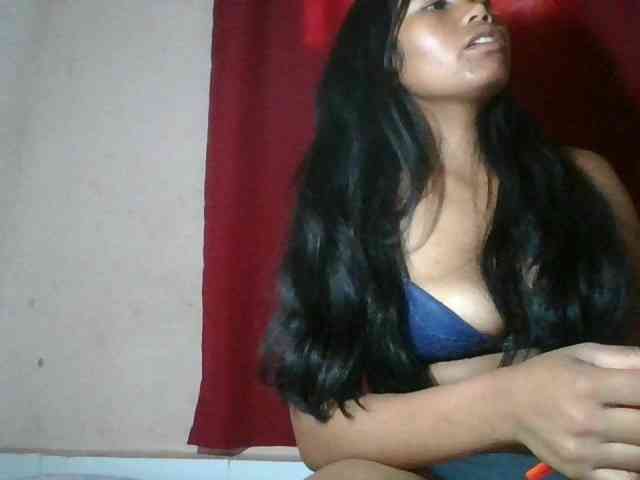Keziah34 webcam