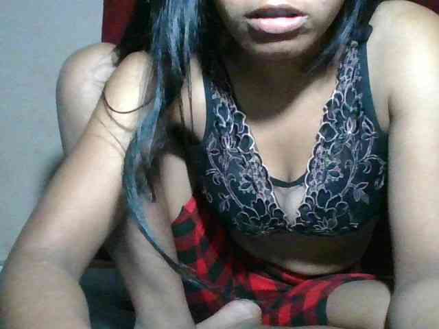 Keziah34 webcam