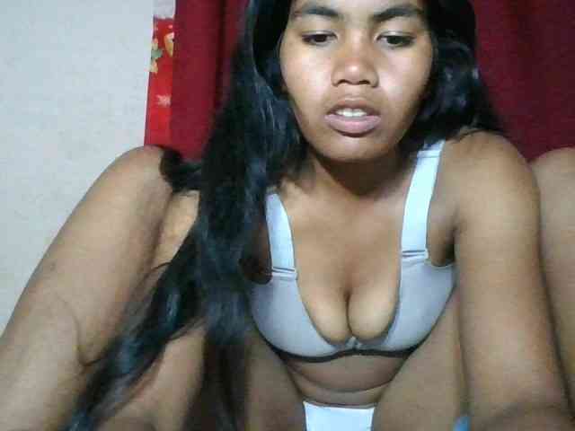 Keziah34 webcam