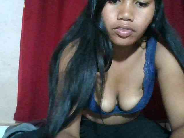 Keziah34 webcam