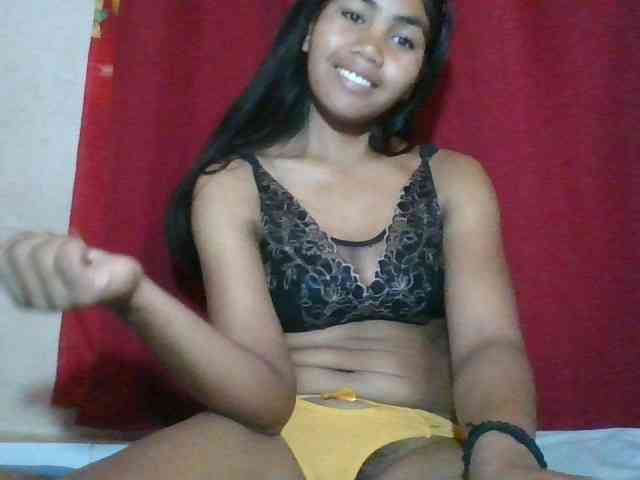 Keziah34 webcam