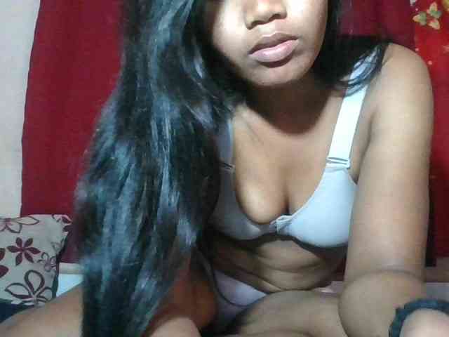 Keziah34 webcam