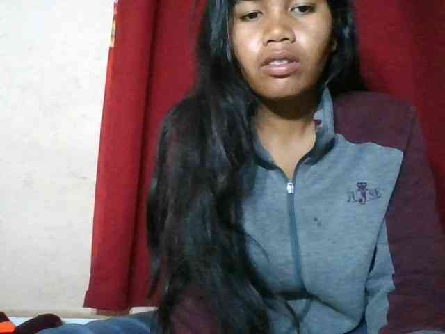 Keziah34 webcam