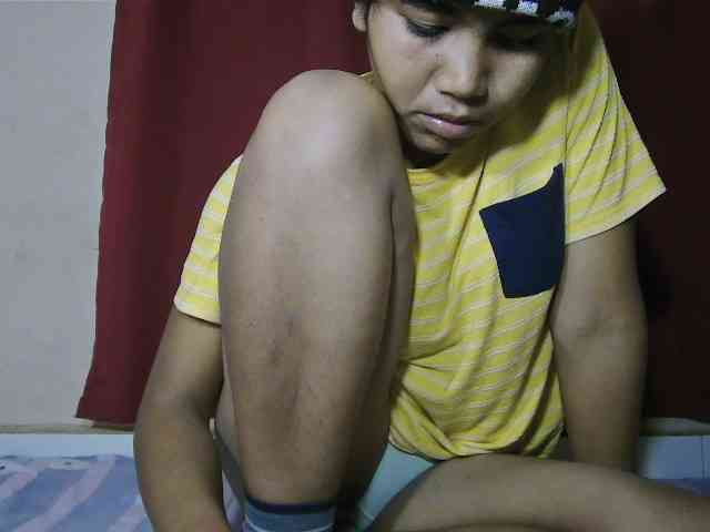 Keziah34 webcam