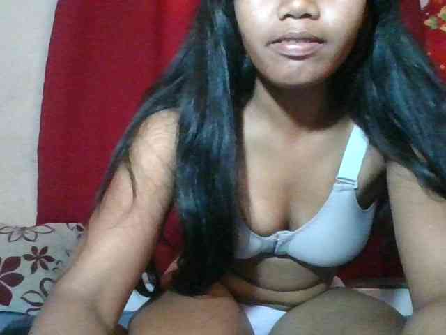 Keziah34 webcam