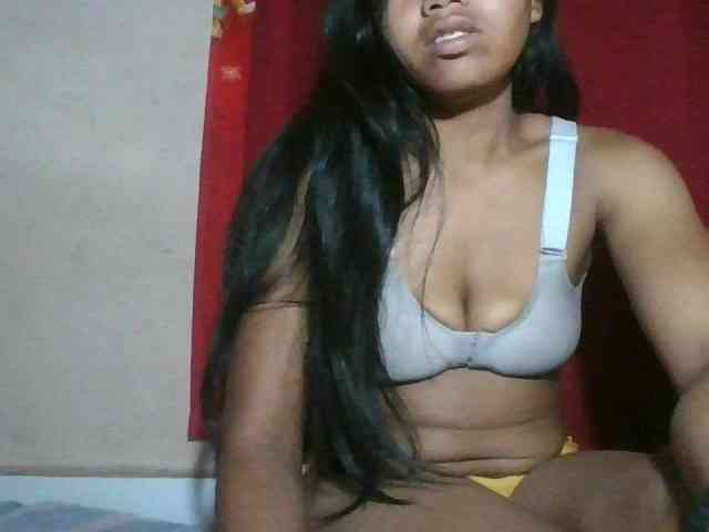 Keziah34 webcam