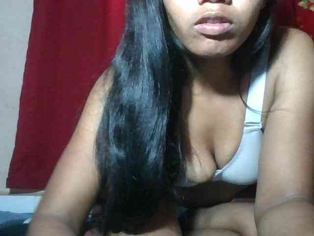 Keziah34 webcam