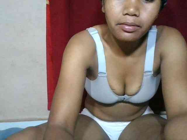Keziah34 webcam
