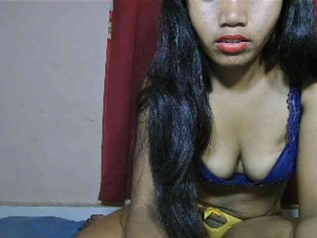 Keziah34 webcam