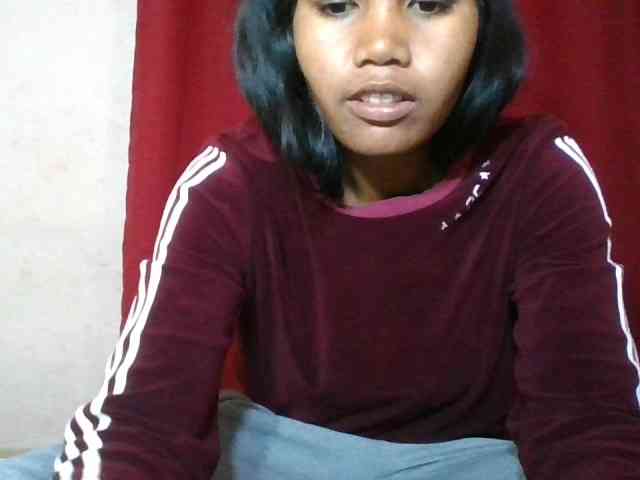 Keziah34 webcam