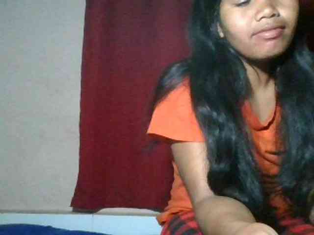Keziah34 webcam