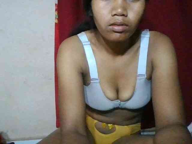 Keziah34 webcam
