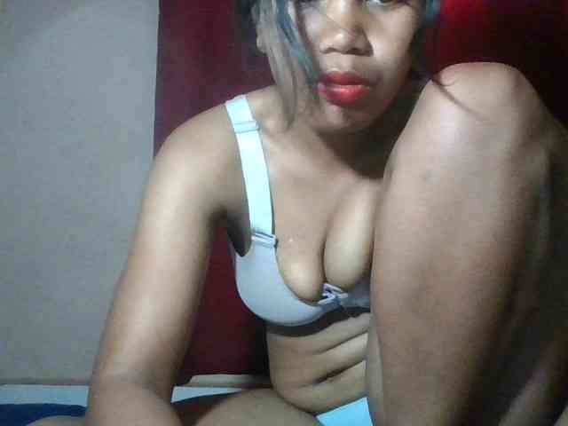 Keziah34 webcam