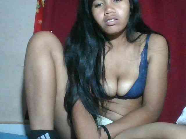 Keziah34 webcam