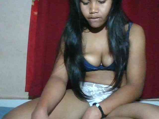 Keziah34 webcam