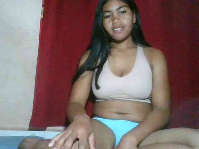 Keziah34 webcam