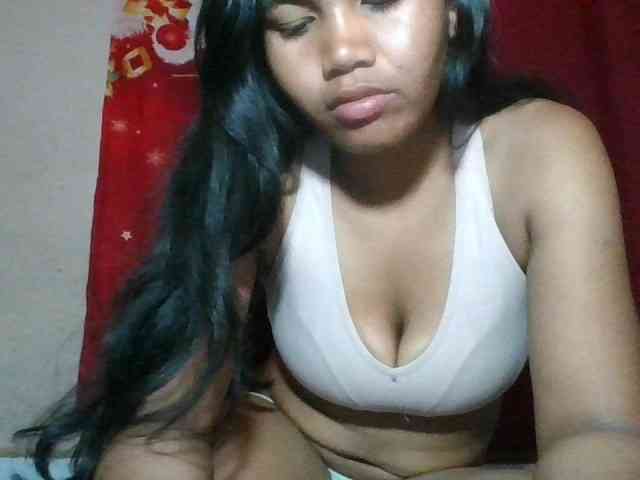 Keziah34 webcam