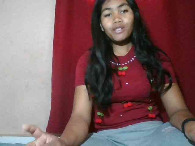 Keziah34 webcam