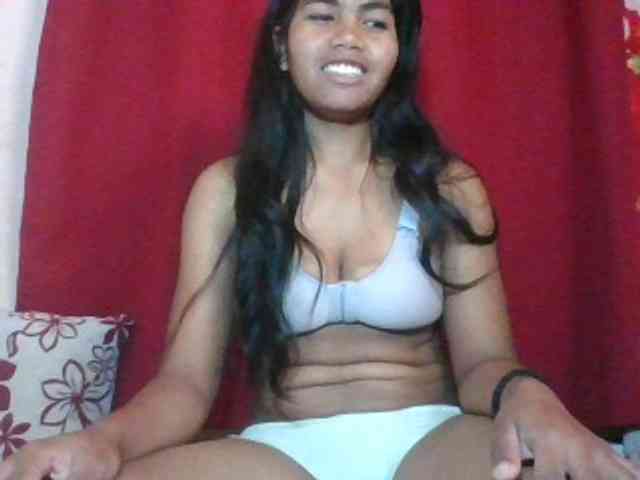 Keziah34 Live Webcam on BongaCams