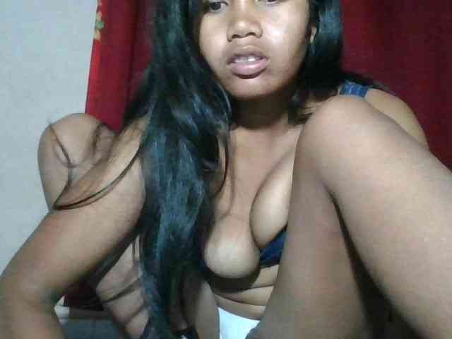Keziah34 webcam