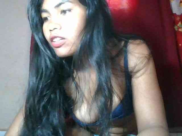 Keziah34 webcam