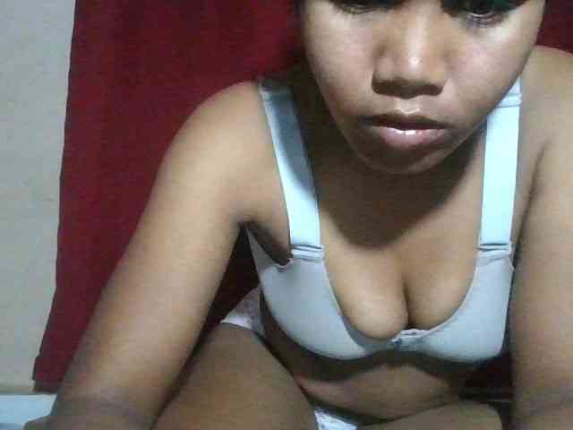Keziah34 webcam