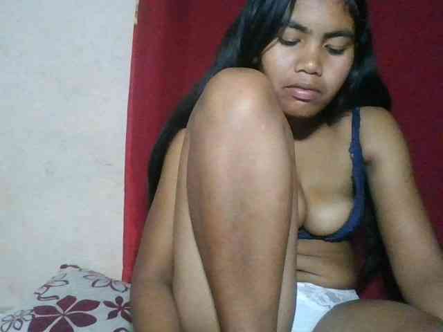 Keziah34 webcam