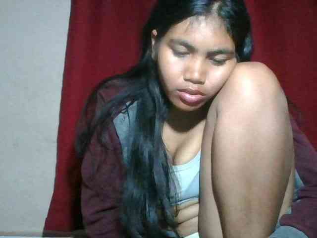 Keziah34 webcam