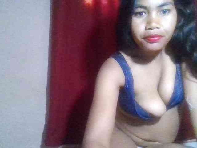 Keziah34 webcam