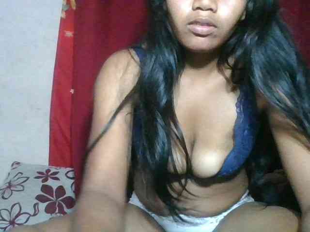 Keziah34 webcam
