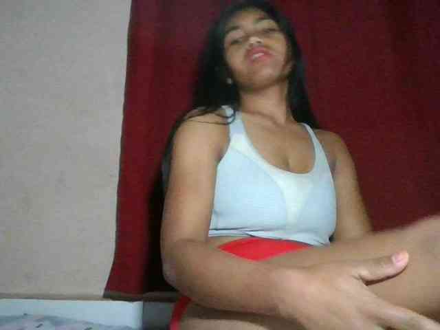 Keziah34 webcam
