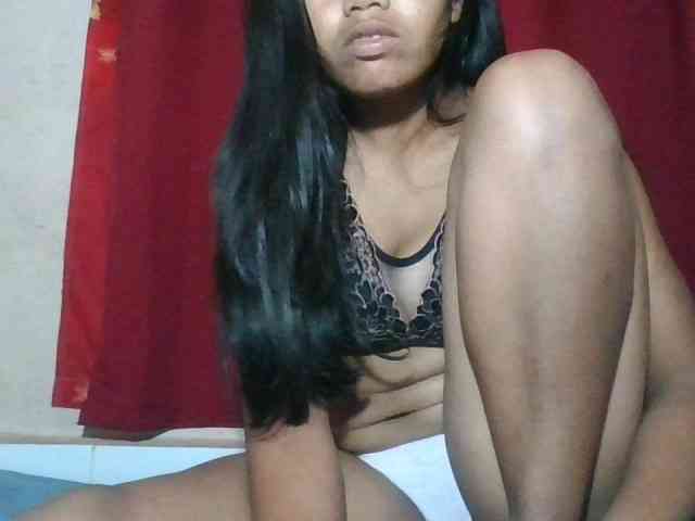 Keziah34 webcam