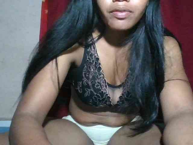 Keziah34 webcam