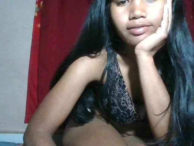 Keziah34 webcam