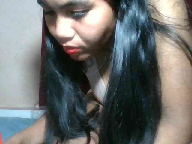 Keziah34 webcam