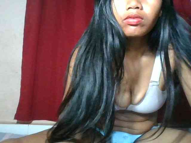 Keziah34 webcam