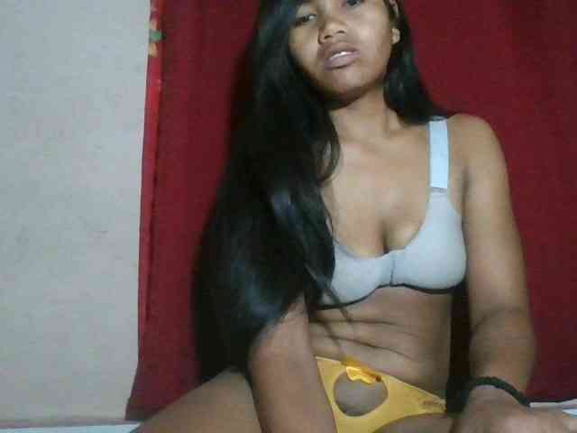 Keziah34 webcam