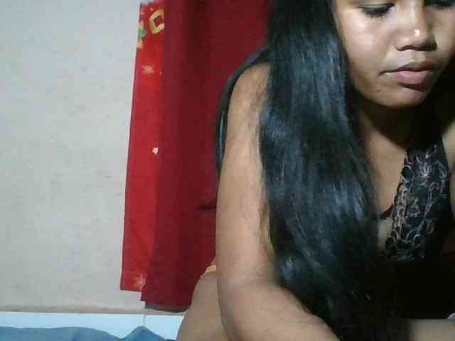 Keziah34 webcam