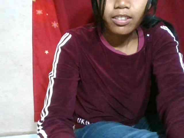 Keziah34 webcam