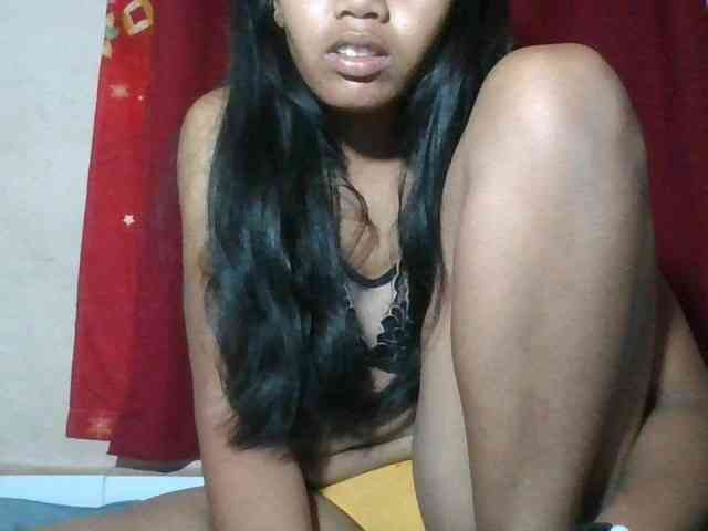 Keziah34 webcam